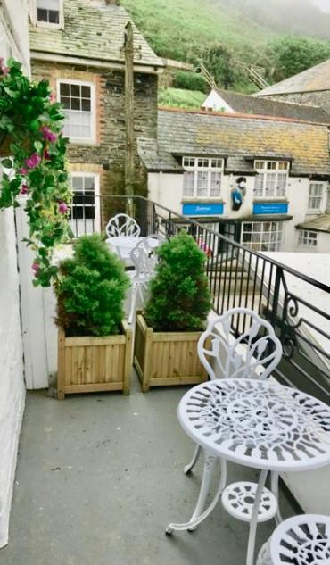 The Slipway B&B 포트아이작 외부 사진